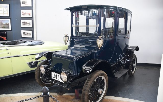 A 1913 Detroit Electric car, an early battery-electric automobile